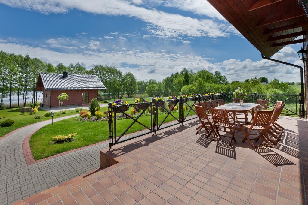 Vila Viesai Тракай Стая снимка